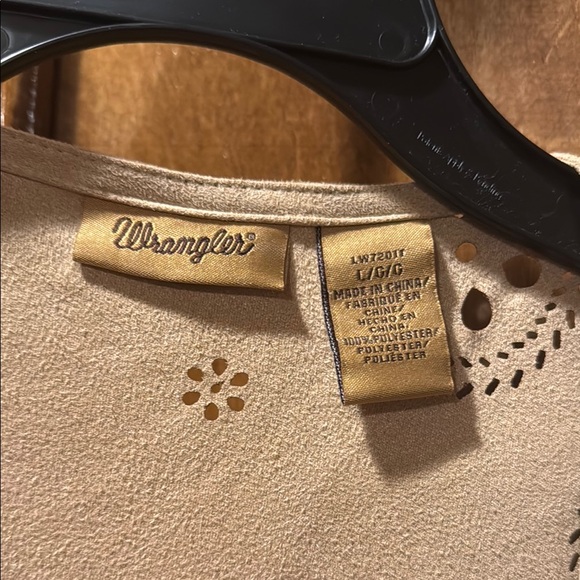 Wrangler Cream Cardigan with Fringe Details - Picture 3 of 6